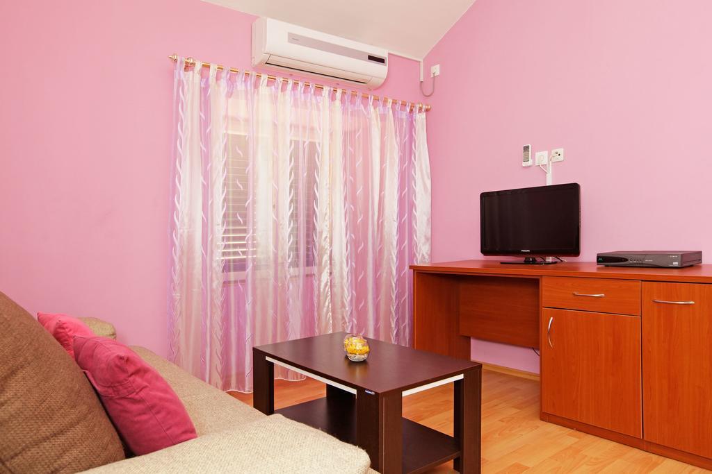 Guest House Kod Peskarije Vela Luka Habitación foto
