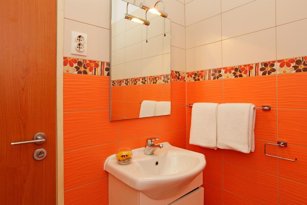 Guest House Kod Peskarije Vela Luka Habitación foto